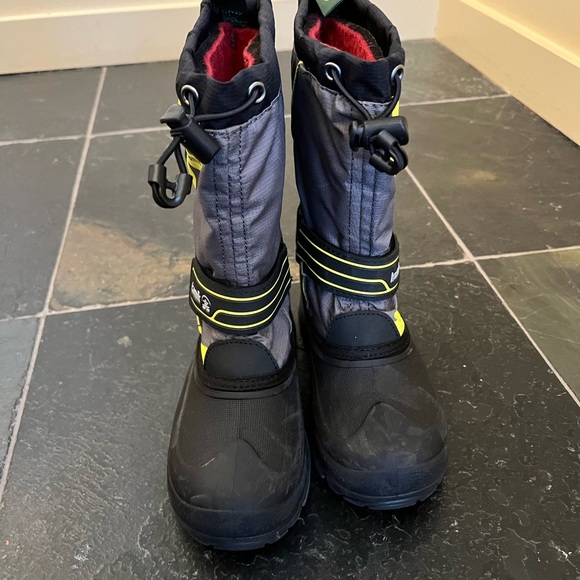 Kamik snow boots size 2 with box - Picture 4 of 5